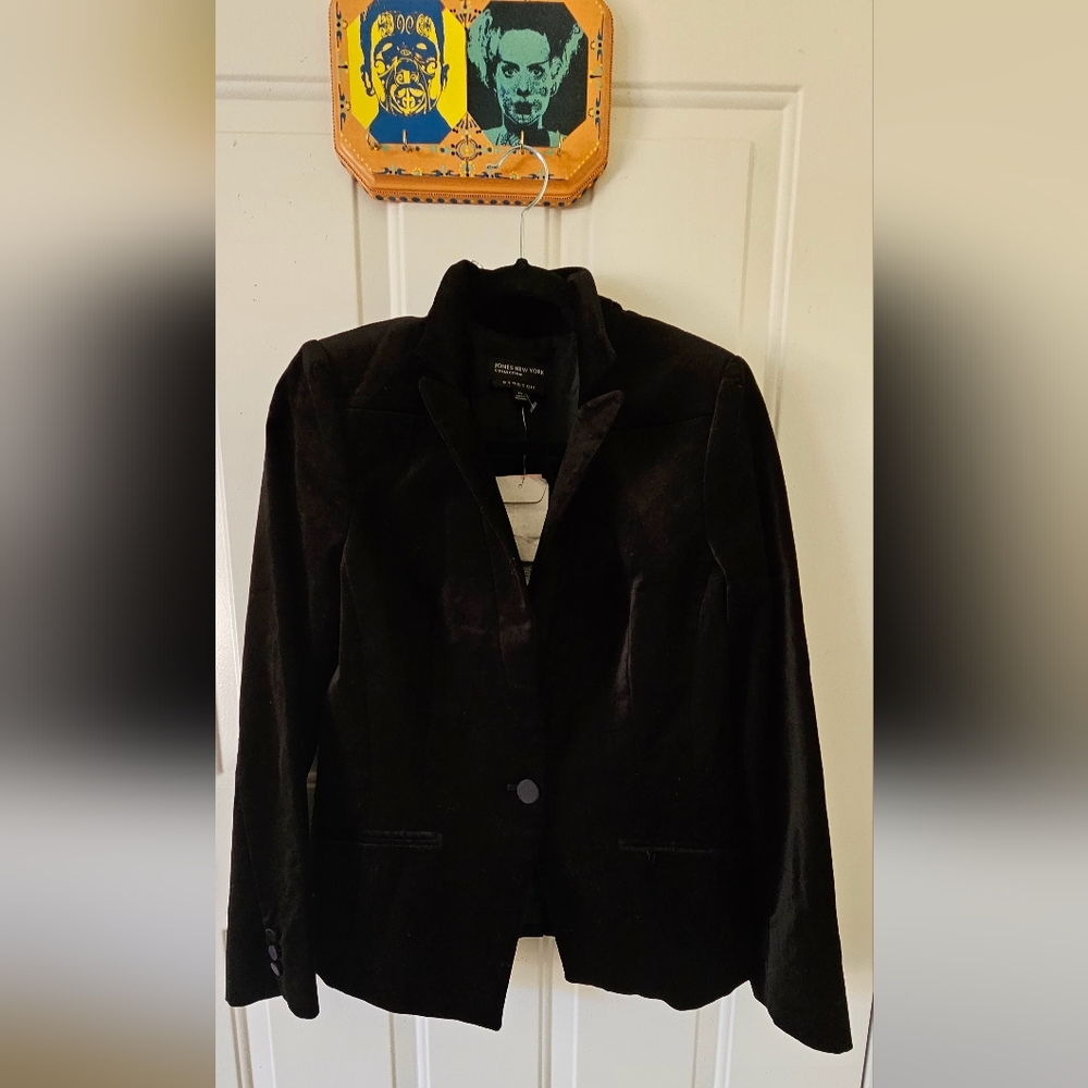 NwT‎ Jones NY black tuxedo style jacket, size 10
